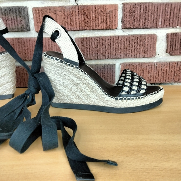 NWT Vince Camuto Brisshel Leather & Rafia Espadrille Wedges in Black Sz. 8 - Picture 8 of 13